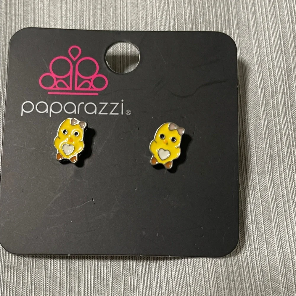 Paparazzi Cute Yellow Chick Earrings